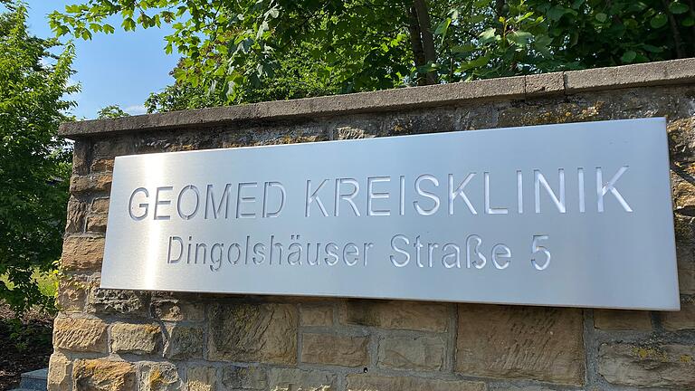 Die Patienten in der Geomed-Klinik in Gerolzhofen dürfen ab Mittwoch wieder Besuch empfangen. Die Patienten in der Geomed-Klinik in Gerolzhofen dürfen ab Mittwoch wieder Besuch empfangen.