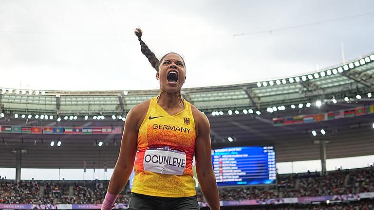 Paris 2024 - Leichtathletik       -  Der letzte Stoß war der große Erfolg: Yemisi Ogunleye jubelt über Gold.