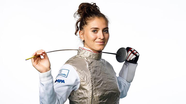 Leonie Ebert will in der neuen Saison wieder konstanter fechten. Der Höhepunkt ihrer Saison ist dabei die Weltmeisterschaft im Juli in Mailand.