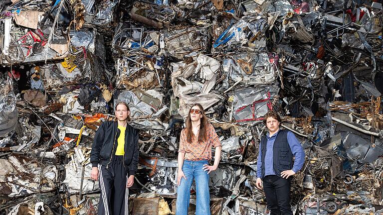 Albumveröffentlichung - &bdquo;Wir waren hier&rdquo;  von Die Nerven       -  Die Mitglieder der Rockband Die Nerven mit Sänger und Gitarrist Max Rieger (l-r), Schlagzeuger Kevin Kuhn sowie Sänger und Bassist Julian Knoth (undatierte Aufnahme).