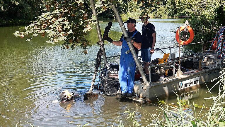 Fast vier Wochen dauerte die Suche nach Kampfmitteln aus dem Zweiten Weltkrieg im Sennfelder See. Fast vier Wochen dauerte die Suche nach Kampfmitteln aus dem Zweiten Weltkrieg im Sennfelder See.