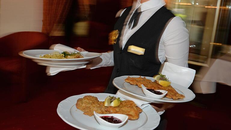 Fachkräfte gesucht: Im Hotel und Gastronomiegewerbe fehlt es an Personal.