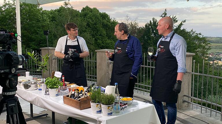 Die Würth Industrie Service veranstaltete eine virtuelle Summertour (von links): Geschäftsführer Martin Jauss, Sternekoch Johann Lafer und Geschäftsführer Marcus Otto.