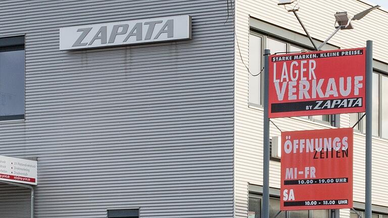 Eine der verbliebenen Adressen des Modehändlers Zapata: der 'Outlet'-Verkauf in der Gattingerstraße in Würzburg.