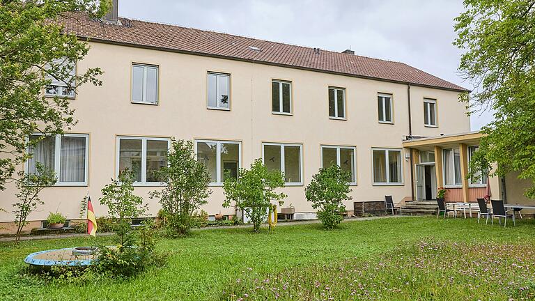 Blick in den Klostergarten. Vor 70 Jahren zogen die ersten Redemptoristen hier ein. Blick in den Klostergarten. Vor 70 Jahren zogen die ersten Redemptoristen hier ein. 