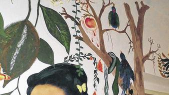 Kreativ: Eine Bemalung nach Frida Kahlo ziert die Wände des Flurs in einer Dreier-WG. Kreativ: Eine Bemalung nach Frida Kahlo ziert die Wände des Flurs in einer Dreier-WG.