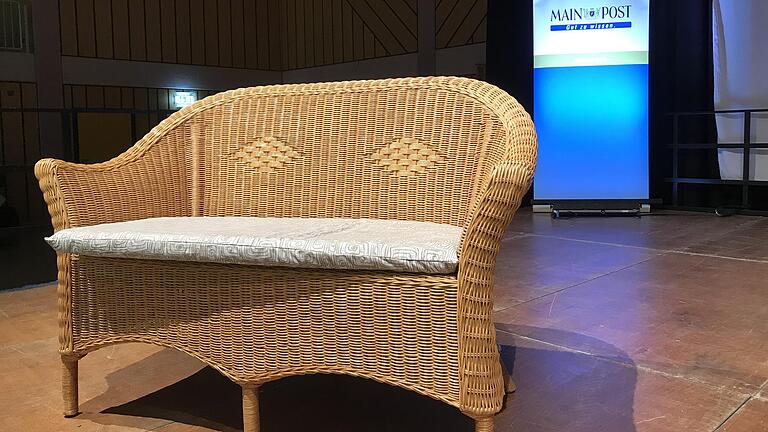 Auf dieser Couch wurde allen Kandidaten auf den Zahn gefühlt. Auf dieser Couch wurde allen Kandidaten auf den Zahn gefühlt.