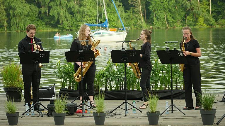 Im Bild: Passion4Saxxes beim Open-Air-Konzert am Ellertshäuser See.