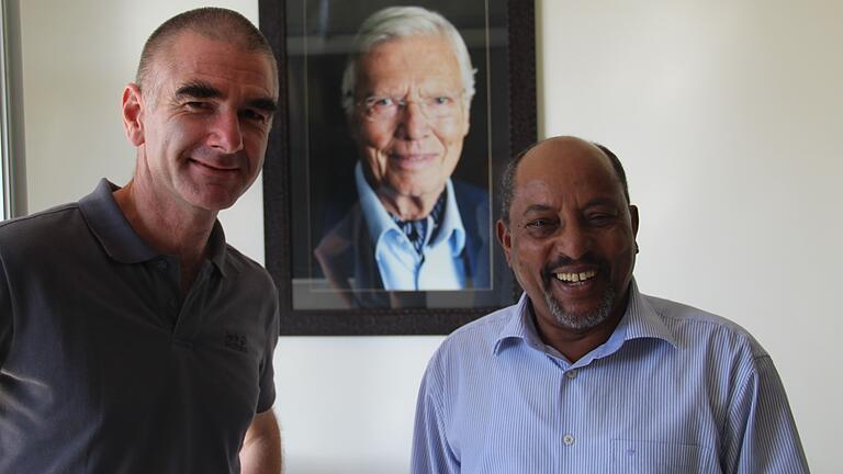 Trafen sich in Addis Abeba zum Gespräch: Berhanu Negussie und Main-Post-Redakteur Andreas Jungbauer. Trafen sich in Addis Abeba zum Gespräch: Berhanu Negussie und Main-Post-Redakteur Andreas Jungbauer. 