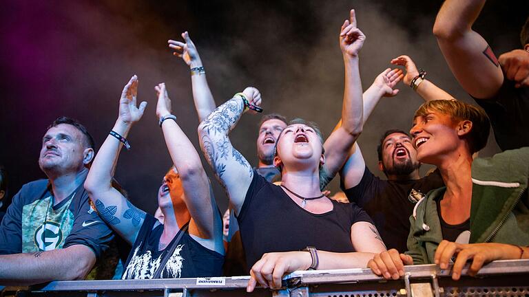 Auch dieses Jahr werden Tausende begeisterter Festivalfans auf dem 'Ab geht die Lutzi' erwartet. Auch dieses Jahr werden Tausende begeisterter Festivalfans auf dem 'Ab geht die Lutzi' erwartet. 