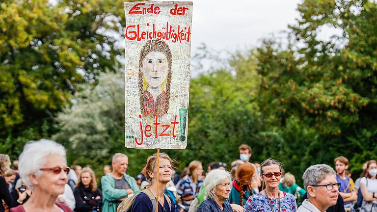 In Würzburg beteiligten sich nicht nur Schüler und Schülerinnen am globalen Klimastreik.&nbsp;