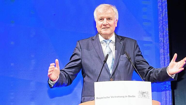 AX160317-1294.cr2       -  Begrüßte die Gäste in der bayerischen Landesvertretung in Berlin: Ministerpräsident Horst Seehofer