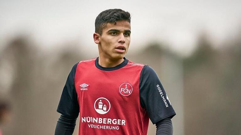 Seyhan Yigit, der aus Karlstadt stammende Fußballer, im Trikot des 1. FC Nürnberg: Der 17-Jährige wurde zu einem Lehrgang der türkischen U-18-Nationalelf eingeladen (Archivfoto).