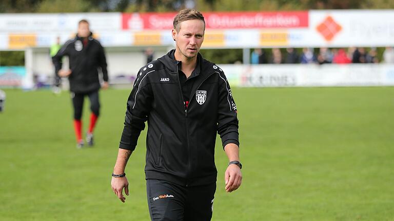Mit welchem Kader geht der FC Sand um Coach Matthias Strätz in die anstehende Saison? Am 6. Juli wird den Fans mehr verraten. Mit welchem Kader geht der FC Sand um Coach Matthias Strätz in die anstehende Saison? Am 6. Juli wird den Fans mehr verraten.