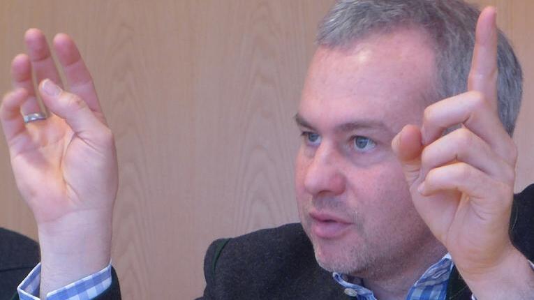 Unternehmer Martin Graser, Bambergs Botschafter in Sachen Sandstein, wird dem „Erlebniswelt“-Betreiber als Partner zur Seite stehen. Unternehmer Martin Graser, Bambergs Botschafter in Sachen Sandstein, wird dem „Erlebniswelt“-Betreiber als Partner zur Seite stehen.