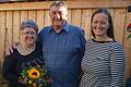 Petra Erickson, dritte Bürgermeisterin der Gemeinde Gädheim (rechts), gratulierte Jürgen und Heidi Gehles aus Ottendorf zur Goldenen Hochzeit.