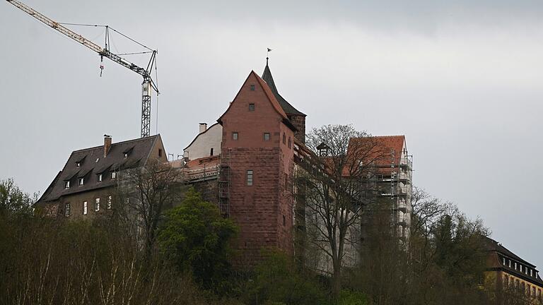 Fast abgeschlossen sind die seit knapp drei Jahren laufenden Sanierungsarbeiten auf Burg Rothenfels. Fast abgeschlossen sind die seit knapp drei Jahren laufenden Sanierungsarbeiten auf Burg Rothenfels.
