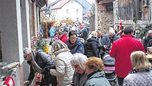 Ein ganzes Dorf hilft Jonas