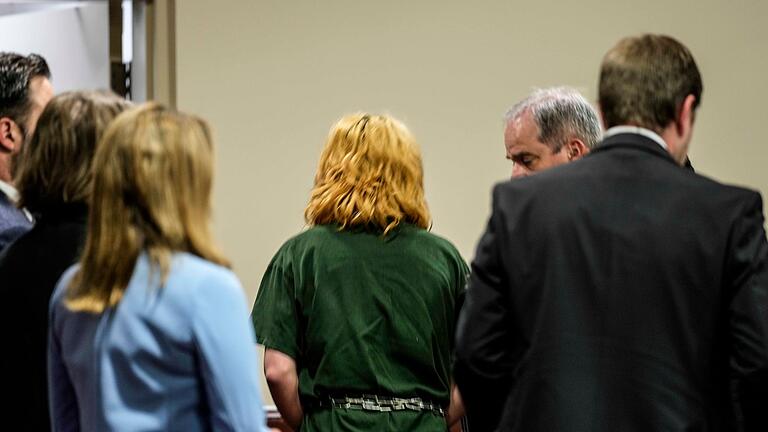 Nach Schüssen an Schule in Georgia       -  Dem 14 Jahre alten Schütze droht lebenslange Haft.
