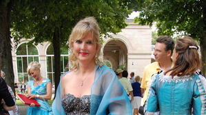 Rako Quelle       -  Rakoczy-Fest 2010: Erstmals in der 60-jährigen Geschichte des Kissinger Heimatfestes waren am Sonntagnachmittag Quellenköniginnen aus sechs Jahrzehnten zu einem Treffen eingeladen. Angereist waren nicht weniger als 27.
