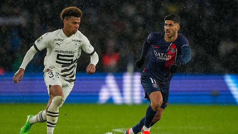 Désiré Doué (l)       -  Désiré Doué im Trikot von Stade Rennes wird künftig für Paris Saint-Germain spielen.