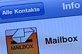 Mailbox auf dem Display eines Mobiltelefons. Foto: Jens Büttner       -  Über einen direkten Rückruf an die Mailbox, kann versucht werden, den unbekannten Anrufer zu ermitteln.