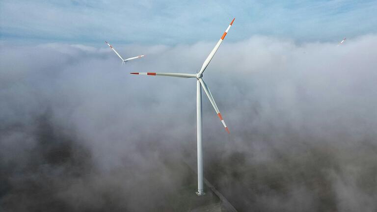 Der Regionale Planungsverband will in Würzburg, Main-Spessart und Kitzingen mehr Flächen für Windräder schaffen.&nbsp;