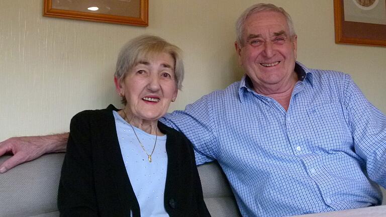 Charlotte (79) und Hubertus (80) Schuster nehmen heute schon die Eiserne Hochzeit ins Visier. Charlotte (79) und Hubertus (80) Schuster nehmen heute schon die Eiserne Hochzeit ins Visier.