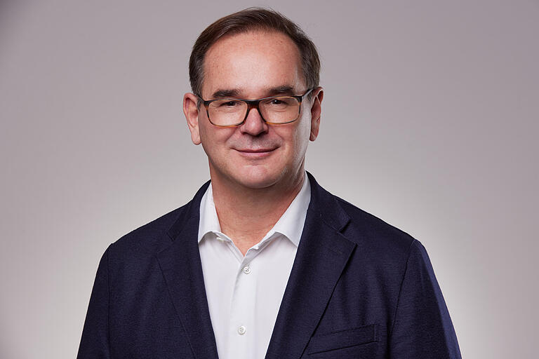 Digitalisierung wird auch im neuen Jahr ein Top-Thema der Wirtschaft sein: Werner Nieberle, Geschäftsführer der Vogel IT-Medien in Würzburg. Digitalisierung wird auch im neuen Jahr ein Top-Thema der Wirtschaft sein: Werner Nieberle, Geschäftsführer der Vogel IT-Medien in Würzburg.