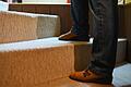 Treppen können im Alter schnell zu Hindernissen werden. Was man in Fällen wie diesen oder bei ähnlichen Problemen tun kann, dazu gibt es im Landratsamt eine Beratungsstelle für Senioren und Menschen mit Handicaps.