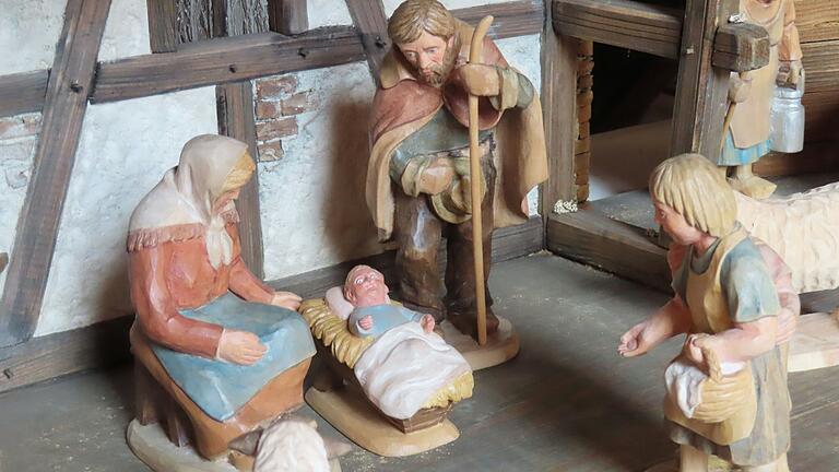 Die heilige Familie, handgefertigt von Herbert Holzheimer.