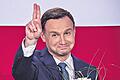 Siegerpose: Der polnische Präsidentschaftskandidat Andrzej Duda scheint ergriffen von seinem Wahlsieg.