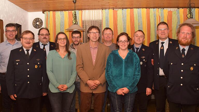 Neue Köpfe stehen an der Spitze der Abtswinder aktiven Feuerwehr und beim Feuerwehrverein. Neue Köpfe stehen an der Spitze der Abtswinder aktiven Feuerwehr und beim Feuerwehrverein.