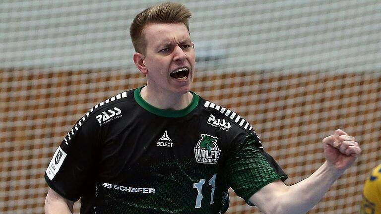 Felix Karle von den Wölfen Würzburg knackte als erster Spieler seines Teams in dieser Saison die 100-Tore-Marke. Am Gründonnerstag empfängt der Handball-Drittligist den HC Oppenweiler/Backnang.&nbsp;