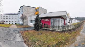 Das Seniorenpflegeheim Curvita direkt hinter der Main-Klinik soll für zwei bis drei Jahre zum Ausweichquartier für das Krankenhaus werden.