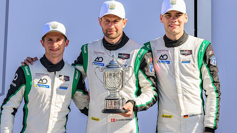 Erfolgreiches Trio (von links): Sebastian Priaulx, Michael Christensen und Laurin Heinrich. Erfolgreiches Trio (von links): Sebastian Priaulx, Michael Christensen und Laurin Heinrich.