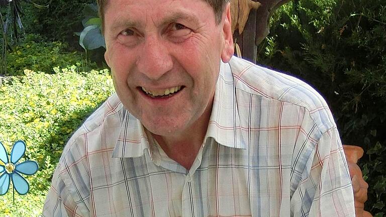 Hobbykünstler Siegfried Schwinn. Hobbykünstler Siegfried Schwinn.