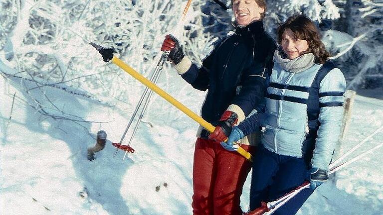 Die erste Skifreizeit der KJG Erlabrunn 1980 an der Wasserkuppe in der Rhön bot bestes Winterwetter.