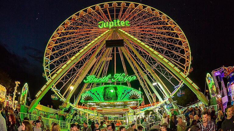 Ein beliebter Standard seit Jahren auf dem Schweinfurter Volksfest: Das Riesenrad 'Jupiter'.