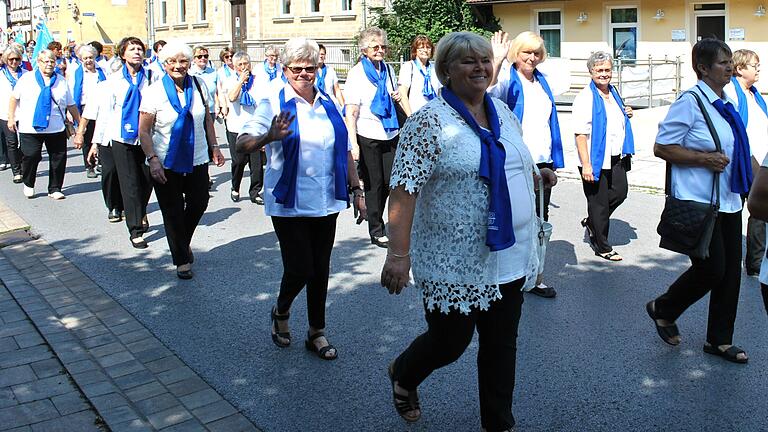 Ehrenamtliches Engagement steht bei den Mitgliedern des Frauenbunds im Mittelpunkt, vorn links Vorsitzende Dora Horn.