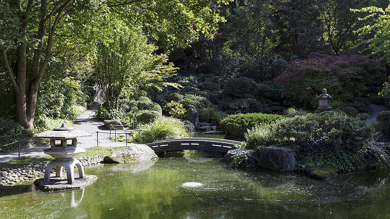 Auf dem Gelände der Landesgartenschau entführt der Japanische Garten in den Fernen Osten. Foto: Johannes Kiefer