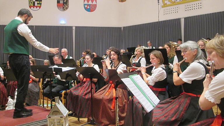 Das Orchester hat die Musiker, die es braucht, ist aber immer an neuen Kräften interessiert. Auf sie wartet eine Palette musikalischer Stile bei der Stadtkapelle Hammelburg. - Das Orchester hat die Musiker, die es braucht, ist aber immer an neuen Kräften interessiert. Auf sie wartet eine Palette musikalischer Stile bei der Stadtkapelle Hammelburg. Das Orchester hat die Musiker, die es braucht, ist aber immer an neuen Kräften interessiert. Auf sie wartet eine Palette musikalischer Stile bei der Stadtkapelle Hammelburg. - Das Orchester hat die Musiker, die es braucht, ist aber immer an neuen Kräften interessiert. Auf sie wartet eine Palette musikalischer Stile bei der Stadtkapelle Hammelburg.