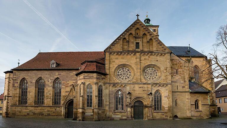 Erstes Ziel des jungen reisenden Bachanten Kaspar Klee aus Gerolzhofen war im Jahr 1576 die Freie Reichsstadt Schweinfurt, die bereits im Jahr 1542 die Lehren Martin Luthers&nbsp;übernommen hatte. St. Johannis (im Bild) wurde evangelische Stadtkirche.