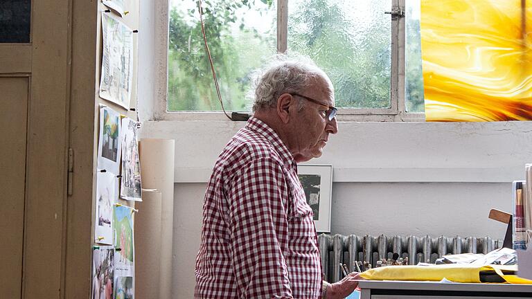 P. Polykarp in seinem Atelier in Münsterschwarzach (Archivbild)