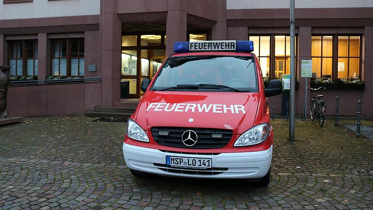 Im Lohrer Rathaus hat es nicht gebrannt. Der Hauptausschuss beriet über die Anschaffung eines Atemschutzprüfgeräts für die Lohrer Feuerwehr.&nbsp;