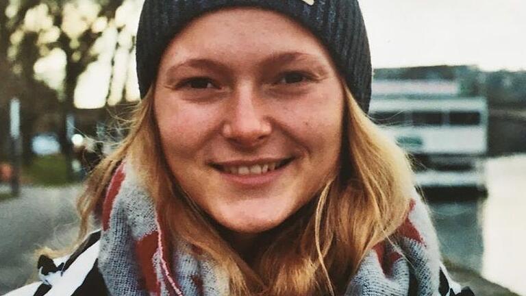 Selina Mutzbauer studiert Mensch-Computer-Systeme im fünften Bachelorsemester. Selina Mutzbauer studiert Mensch-Computer-Systeme im fünften Bachelorsemester.