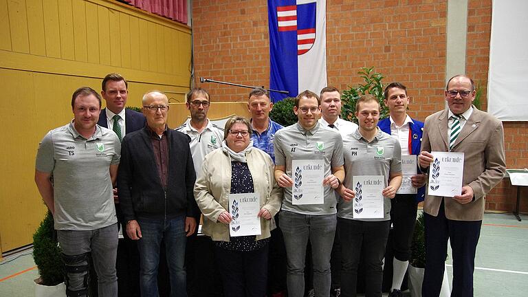 Seit 25 Jahren Mitglied im FC Untererthal - Seit 25 Jahren Mitglied im FC Untererthal Seit 25 Jahren Mitglied im FC Untererthal - Seit 25 Jahren Mitglied im FC Untererthal