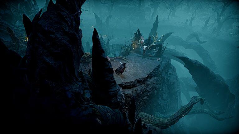 Screenshot vom Gameplay von „V Rising” - Blutsaugen? Ja bitte! In „V Rising” dreht es sich um Vampire und deren Tagesgeschäft. Screenshot vom Gameplay von „V Rising” - Blutsaugen? Ja bitte! In „V Rising” dreht es sich um Vampire und deren Tagesgeschäft.
