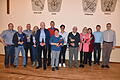 Die Geehrten des Caritas-Vereins mit dem Vorsitzenden Rüdiger Schreck (ganz links), Pfarrer Matthias Wolpert (ganz rechts) und dem stellvertretenden Vorsitzenden Karl Huber (2. von rechts).
