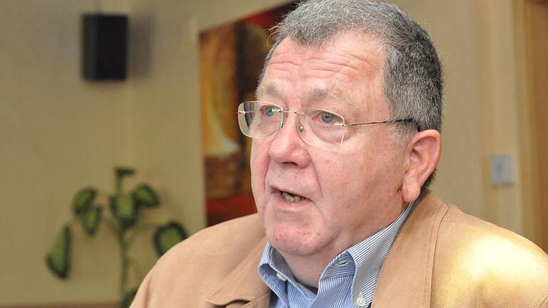 Gottfried Walter, Vorsitzender des AfD-Bezirksverbands Unterfranken Gottfried Walter, Vorsitzender des AfD-Bezirksverbands Unterfranken